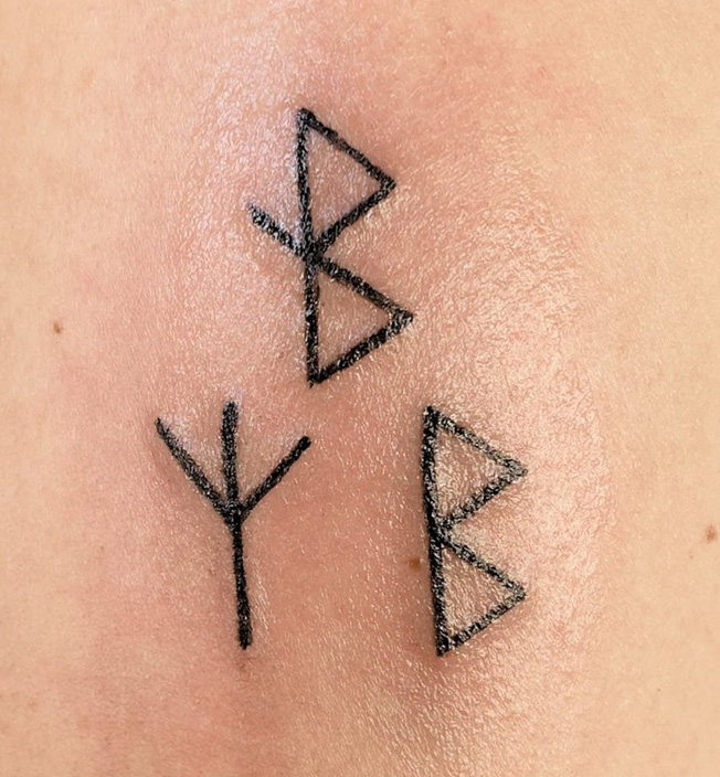 Tattoo ou tatouage au Val-de-Ruz, région Neuchâtel - La Chaux-de-Fonds